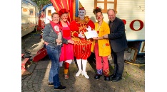 All för dat Laache d'r Pänz: Benefizkonzert bringt 1.387 Euro für Kölner Klinik-Clowns 
