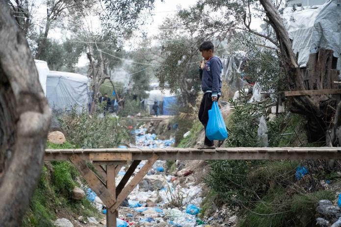 Impression aus dem Flüchtlingslager Moria auf Lesbos. Foto: © Faktengebunden via Wikimedia Commons [CC BY-SA 4.0] 