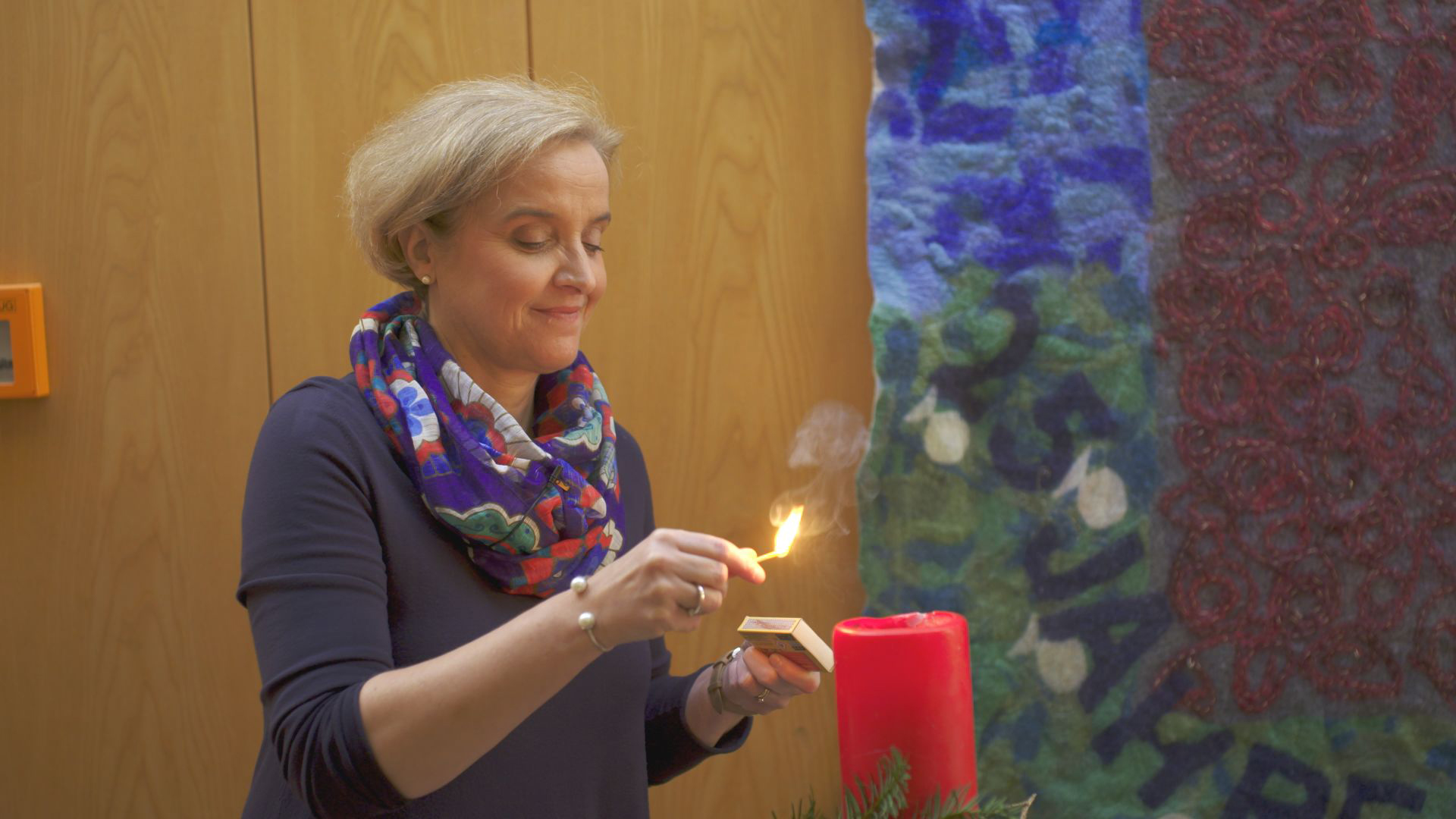 Annette Riehm,Leiterin der Kölner Domsingschule, erzählt von ihrem Advent. © Hohe Domkirche Köln / Dombauhütte / Foto: M. Laufenberg
