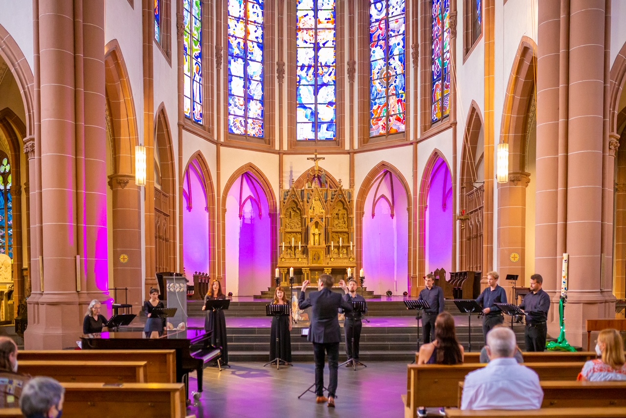 Die Aufführung „Die Würde der Menschheit“ in St. Agnes. Foto: © Kay-Uwe Fischer