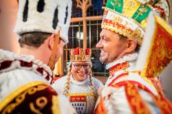 Das Kölner Dreigestin mit Prinz Sven I. , Jungfrau Gerdemie und Bauer Gereon (v.re.). Foito: © Festkomitee Kölner Karneval