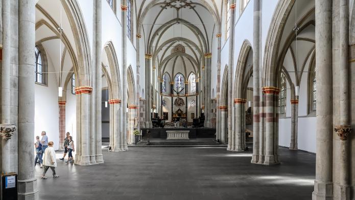 Zur Severinale wird der Innenraum von St. Severin ohne Bänke sein. Foto: © Raimond Spekking [CC BY-SA 4.0] via Wikimedia Commons (Archiv)
