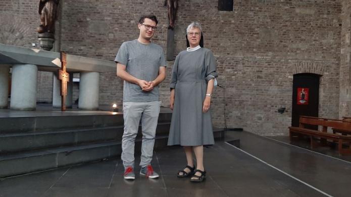 Schwester Christina Klein und Stefan Burtscher im Gubbio, dem Zentrum der Katholischen Wohnungslosenseelsorge im Stadtdekanat Köln. Foto: © DOMRADIO.DE